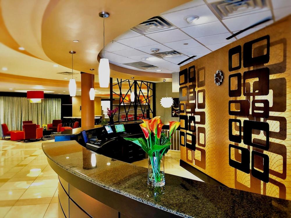 Lux Hotel & Spa, Trademark Collection By Wyndham Арлингтон Экстерьер фото
